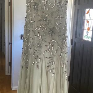 ADRIANNA PAPELL FORMAL EVENING GOWN